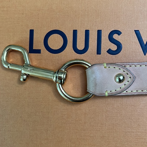 Louis Vuitton Adjustable Strap - Picture 8 of 9